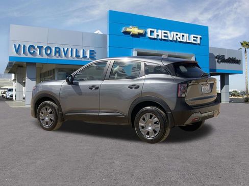 Used 2025 Nissan Kicks S w/ Charging Package FWD image 7
