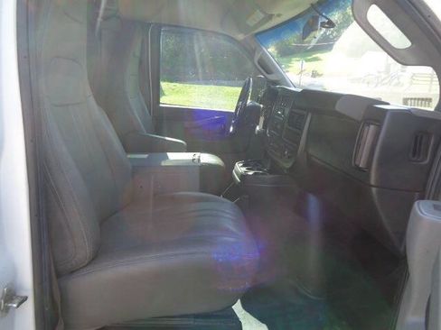 Used 2021 Chevrolet Express 2500 w/ Communications Package RWD image 20
