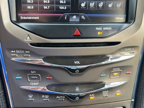 Used 2014 Lincoln MKX AWD w/ Equipment Group 101A image 38