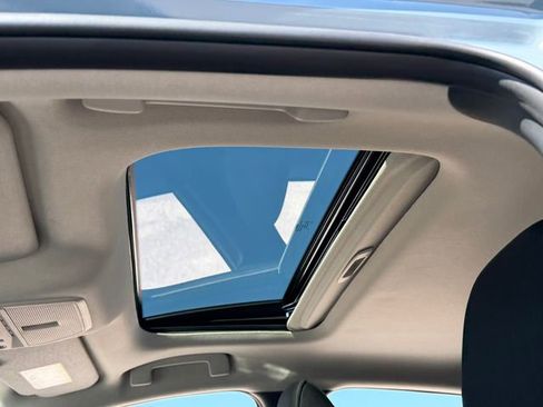New 2026 Nissan Sentra SV w/ SV Convenience Package FWD image 21