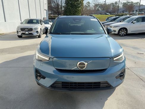 Certified 2023 Volvo XC40 Recharge Ultimate image 6