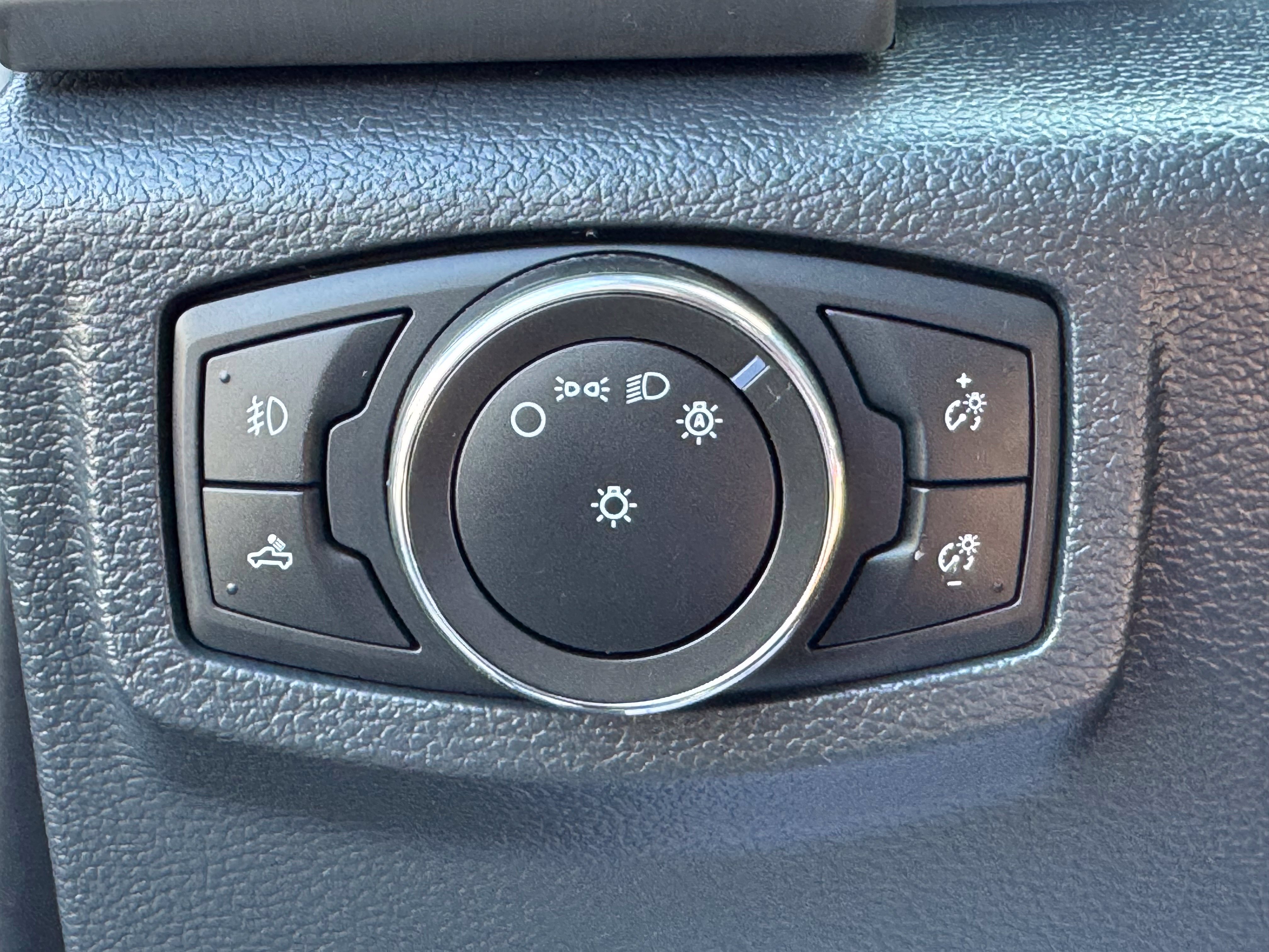 Used 2022 Ford F350 Platinum AWD/4WD image 45
