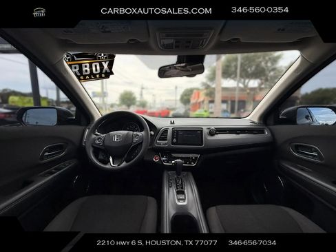 Used 2022 Honda HR-V EX image 9