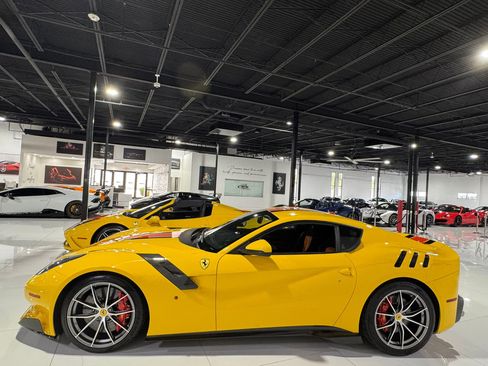 Used 2015 Ferrari 458 Speciale A image 67