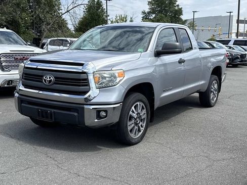 Used 2014 Toyota Tundra SR5 AWD/4WD image 5