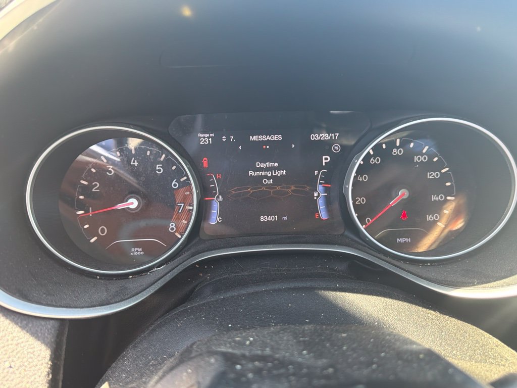 Used 2019 Jeep Compass Latitude FWD image 8