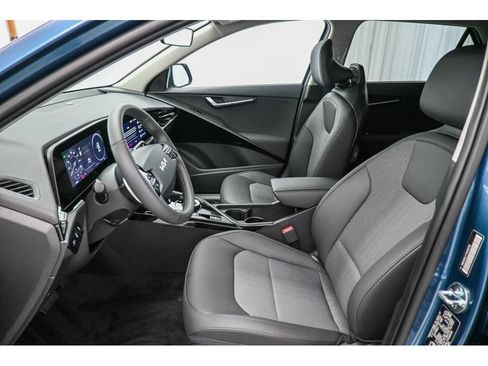 New 2026 Kia Niro Wind w/ Wind Preserve Package FWD image 18