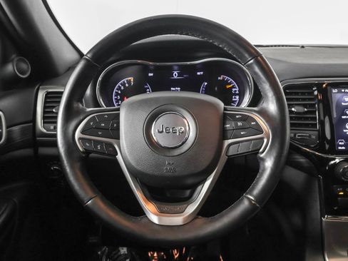 Used 2020 Jeep Grand Cherokee Altitude image 27
