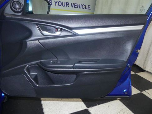 Used 2020 Honda Civic Sport image 22