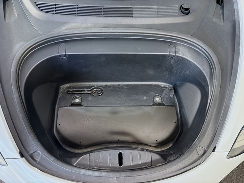 Used 2019 Tesla Model 3 Mid Range RWD image 38