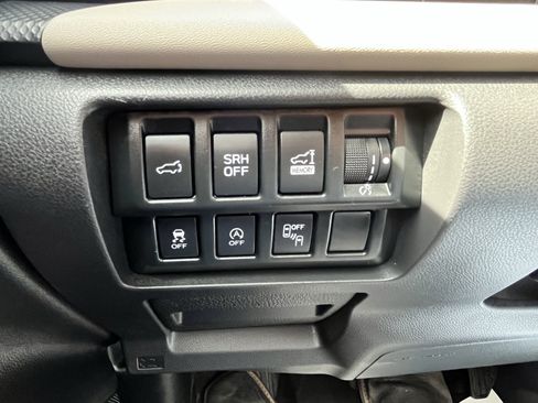 Used 2023 Subaru Forester Limited AWD/4WD image 27