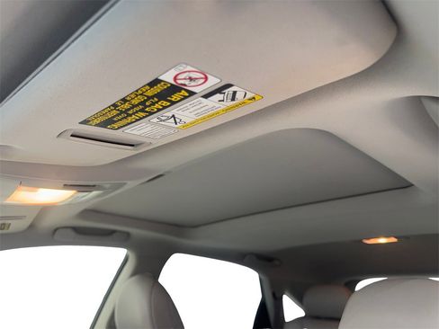 Used 2013 Lexus RX 450h FWD image 71