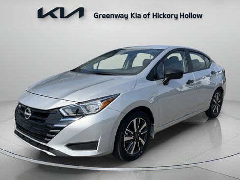 Used 2024 Nissan Versa S w/ S Plus Package image 4