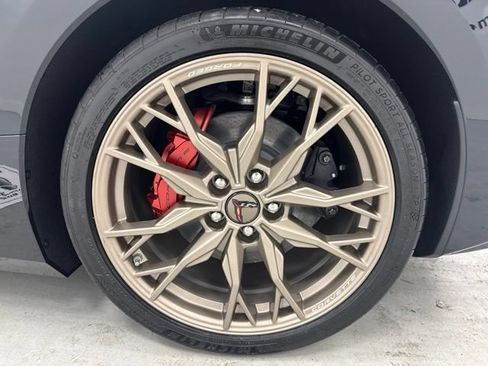 New 2027 Chevrolet Corvette Stingray Coupe RWD image 32