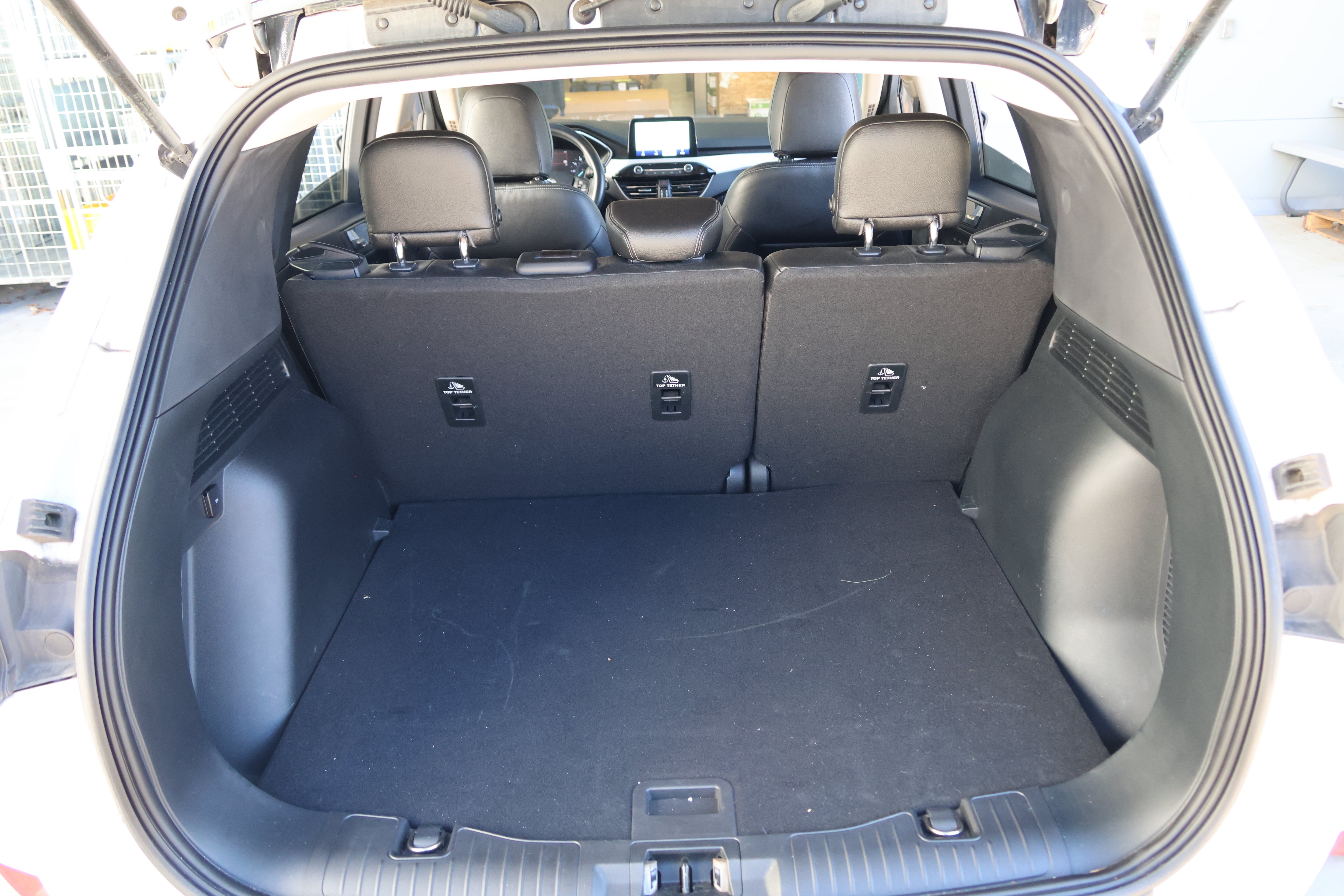 Used 2020 Ford Escape SE FWD image 37