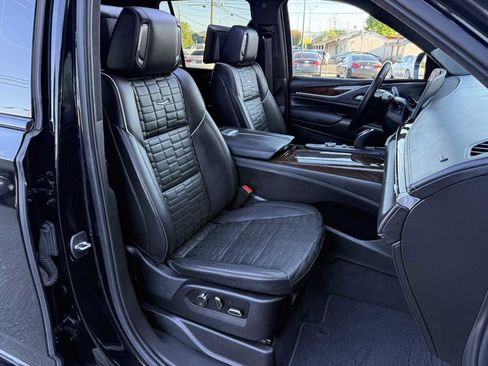Used 2021 Cadillac Escalade Sport Platinum AWD/4WD image 14