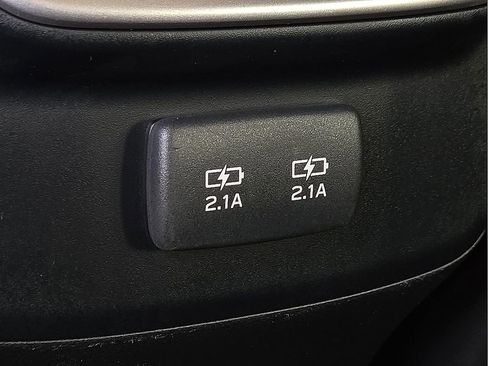 Used 2022 Subaru Outback Premium AWD/4WD image 11