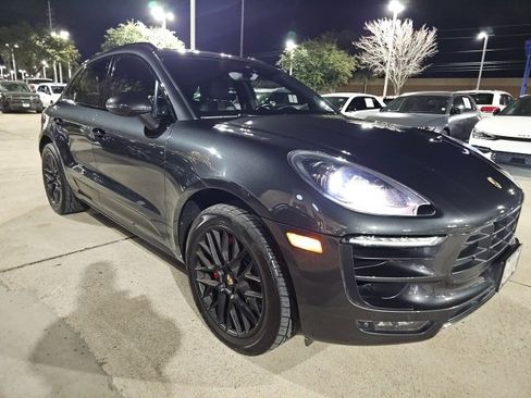 Used 2017 Porsche Macan GTS image 4