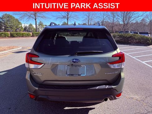 Used 2020 Subaru Forester Limited image 6