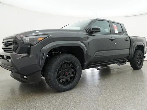 New 2026 Toyota Tacoma SR5 image 17
