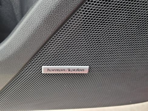 Certified 2025 Subaru Crosstrek 2.5i Limited w/ Crosstrek Mirror Package image 26