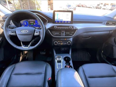 Used 2022 Ford Escape SEL image 15