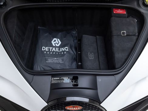 Used 2021 Bugatti Chiron Pur Sport image 93