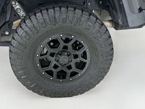Used 2020 Jeep Gladiator Rubicon AWD/4WD image 31