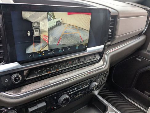 Used 2023 Chevrolet Silverado 1500 LTZ w/ LTZ Convenience Package II image 7