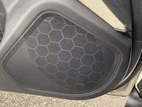 Used 2019 Subaru Outback 2.5i Premium w/ Popular Package #2 image 29