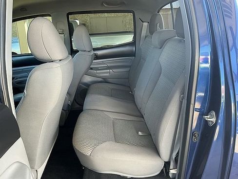 Used 2015 Toyota Tacoma PreRunner image 13