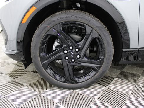 New 2026 Chevrolet Equinox EV RS image 40