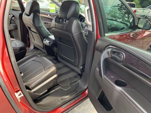 Used 2017 Buick Enclave Premium w/ Experience Buick Package AWD/4WD image 29