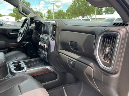 Used 2022 GMC Sierra 1500 SLT w/ SLT Premium Plus Package AWD/4WD image 25