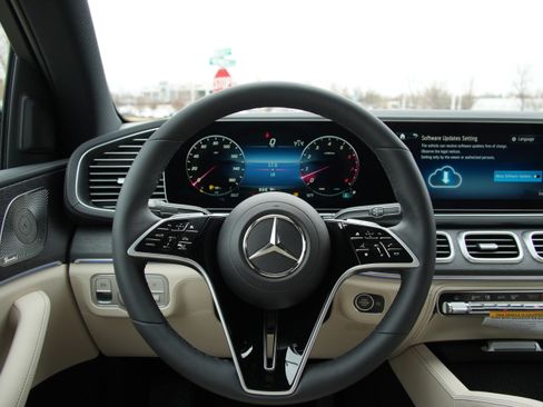 New 2026 Mercedes-Benz GLE 450 4MATIC Coupe image 18