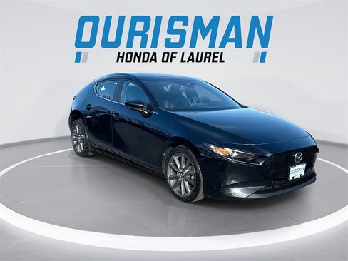 Used 2021 MAZDA MAZDA3 s image 2