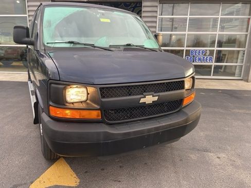Used 2014 Chevrolet Express 3500 LS image 5