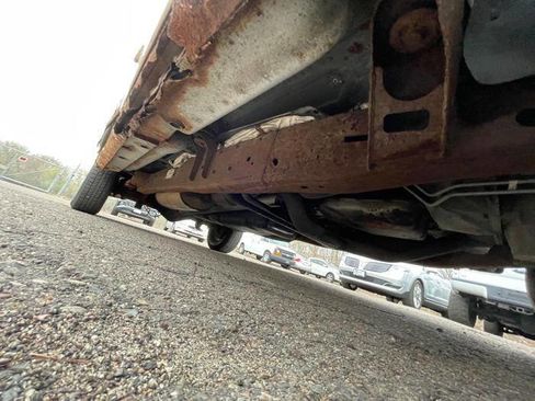 Used 2004 Chevrolet Express 2500 image 18