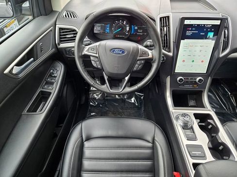 Certified 2023 Ford Edge SEL image 8