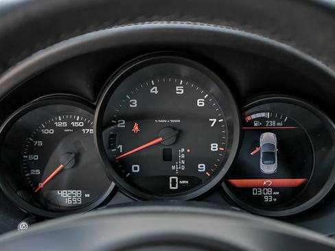 Used 2014 Porsche Boxster RWD image 27