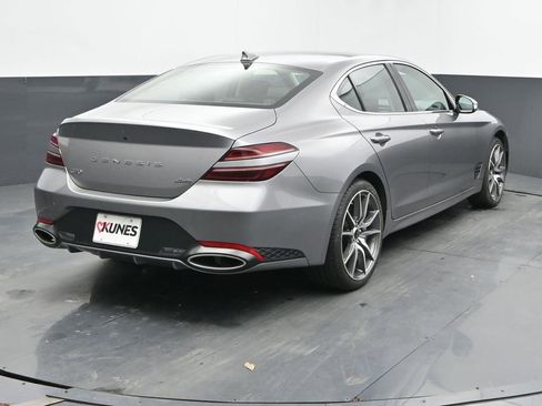 Used 2025 Genesis G70 2.5T image 10
