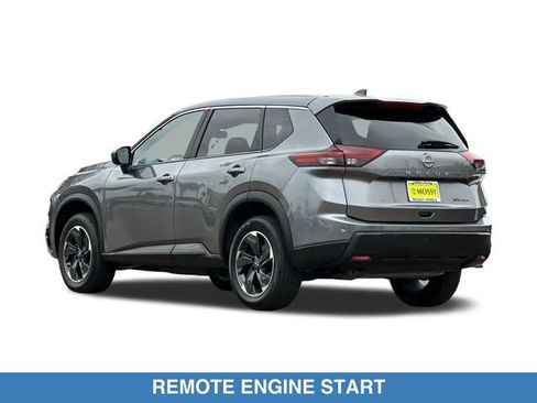 Used 2024 Nissan Rogue SV AWD/4WD image 8