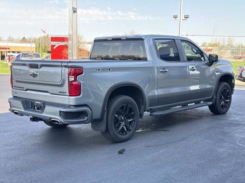 Used 2024 Chevrolet Silverado 1500 RST AWD/4WD image 3
