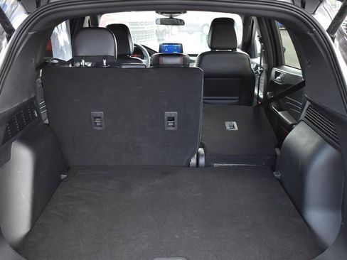 Used 2025 Ford Escape ST-Line AWD/4WD image 19