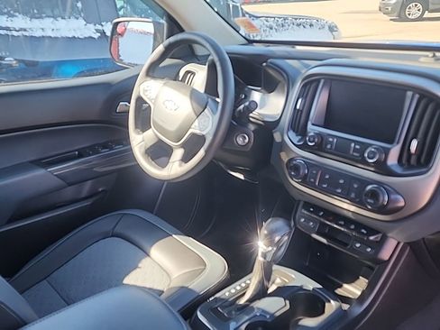 Used 2022 Chevrolet Colorado Z71 image 5
