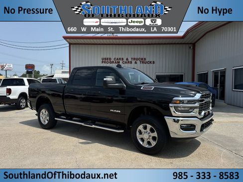 Used 2026 RAM 2500 Big Horn AWD/4WD image 1
