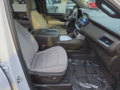 Used 2021 GMC Yukon SLE image 10