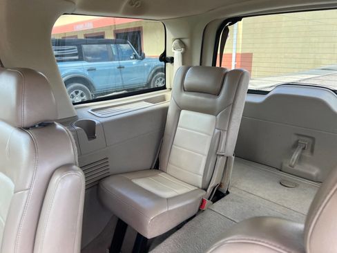 Used 2004 Ford Expedition Eddie Bauer image 11
