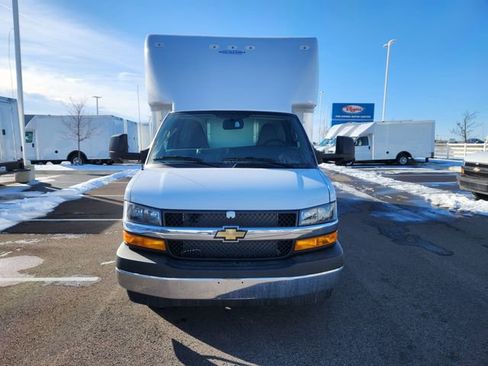 New 2025 Chevrolet Express 4500 4500 Series image 2