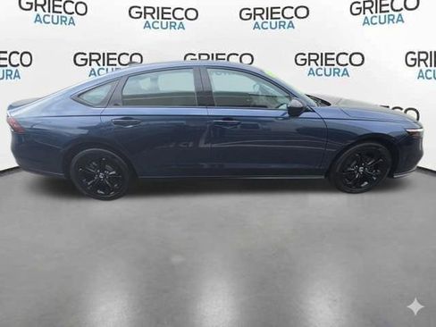 Used 2025 Honda Accord SE image 7
